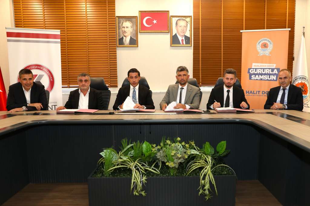 BÜYÜKŞEHİR’İN ATAKUM’DAKİ GELİR PAYLAŞIMI İHALESİNDE SÖZLEŞME İMZALANDI